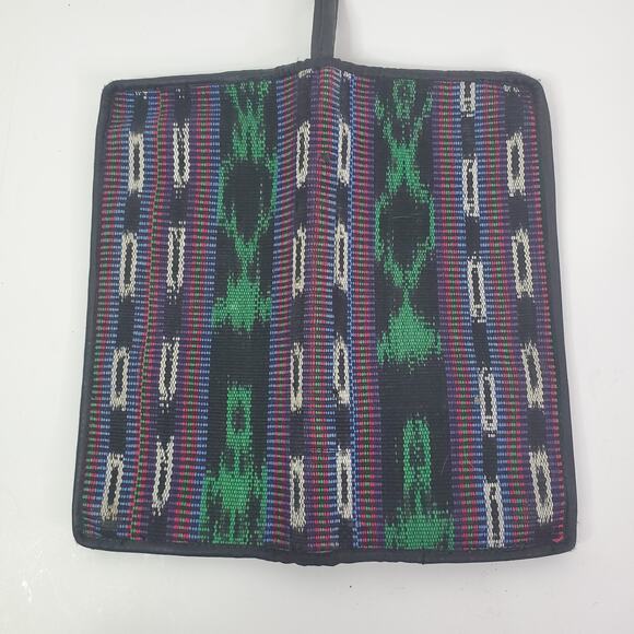 Vintage Unbranded Travel Wallet Aztec Print wrist strap full zip card slots - Picture 2 of 7